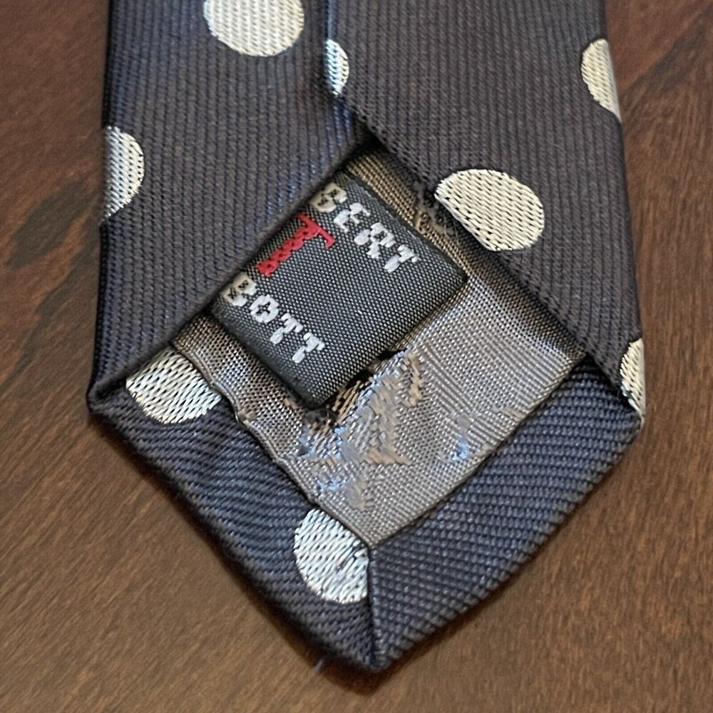 Vintage Robert Talbott Mitchell’s Of Westport Gray 100% Silk Hand Made In USA - Picture 7 of 9